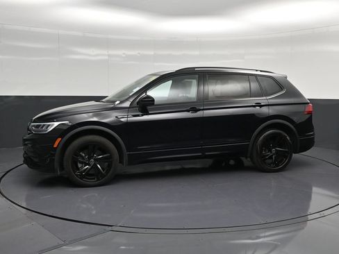 Used 2023 Volkswagen Tiguan SE R-Line FWD image 7