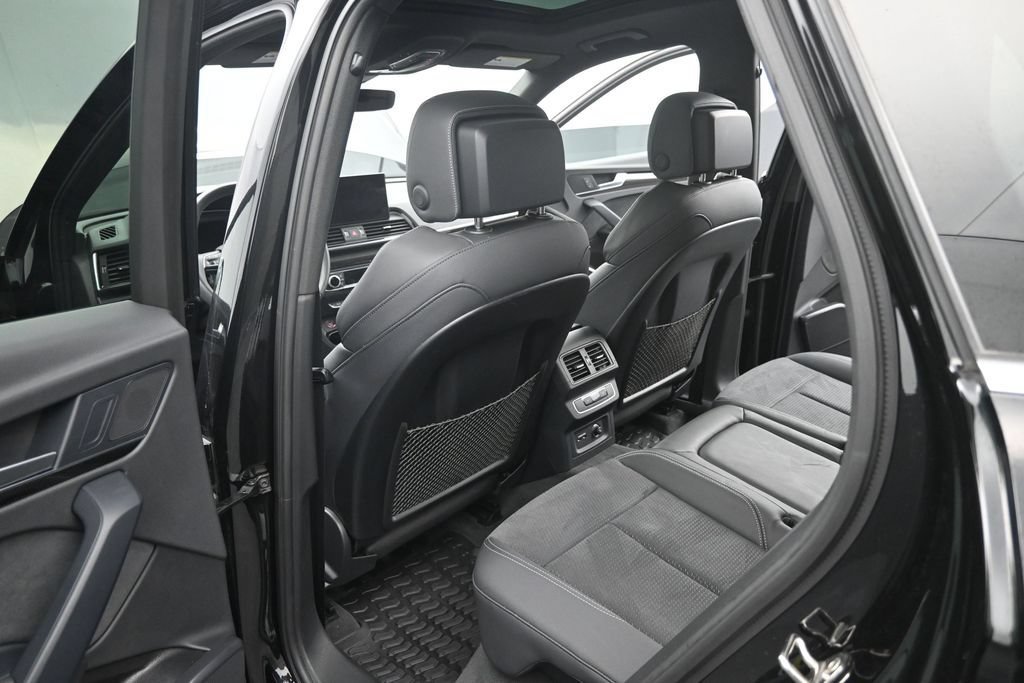 Used 2022 Audi SQ5 Premium Plus AWD/4WD image 26