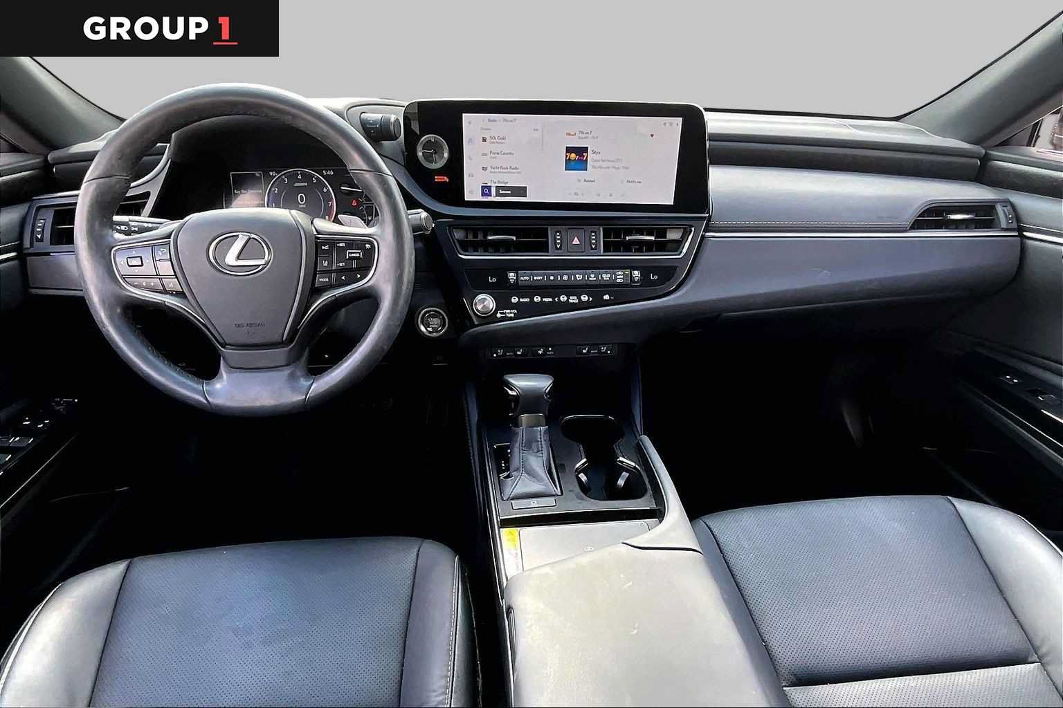 Used 2025 Lexus ES 350 w/ Premium Package FWD image 13