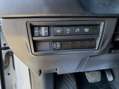 Used 2024 Toyota Tundra SR5 AWD/4WD image 12