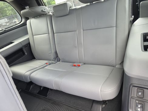 Used 2019 Toyota Sequoia Limited w/ Safety & Convenience Package RWD image 11