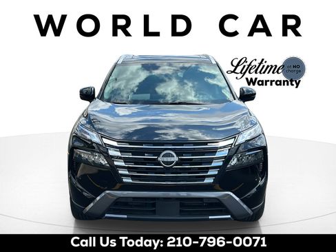 Used 2025 Nissan Rogue SL w/ Tech Package AWD/4WD image 2