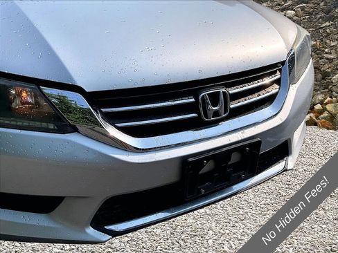 Used 2015 Honda Accord LX image 23