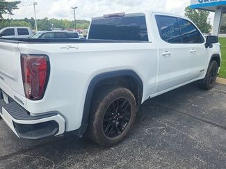 Used 2022 GMC Sierra 1500 Elevation AWD/4WD video 3