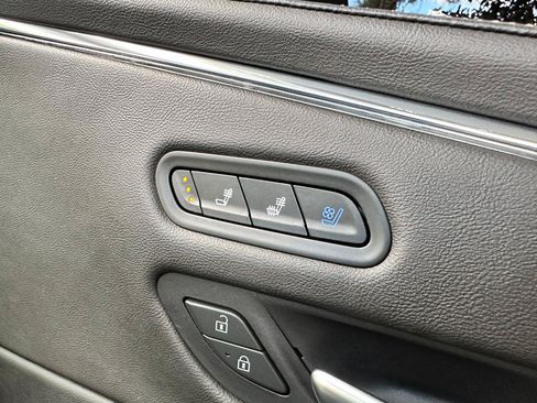 Used 2021 Cadillac Escalade Sport w/ Driver Assist Tech Package RWD image 39