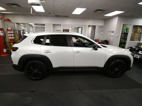 Used 2025 MAZDA CX-50 AWD 2.5 S w/ Preferred Package image 9