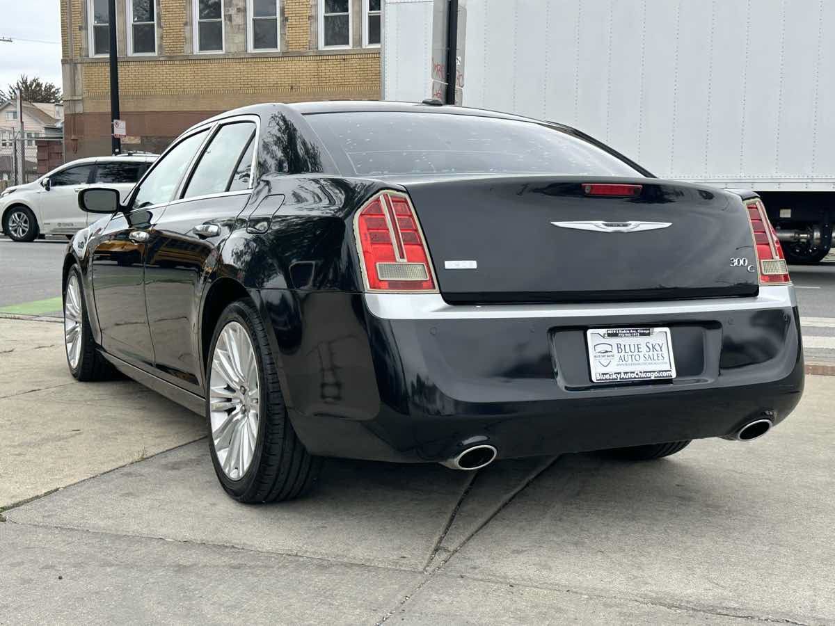 Used 2014 Chrysler 300 C w/ Harman/Kardon Audio Group RWD image 7