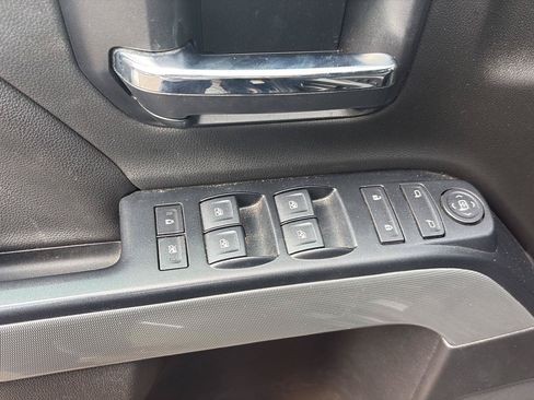 Used 2019 Chevrolet Silverado 1500 LT w/ All Star Edition AWD/4WD image 9
