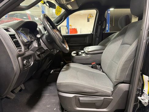 Used 2022 RAM 3500 Tradesman image 15