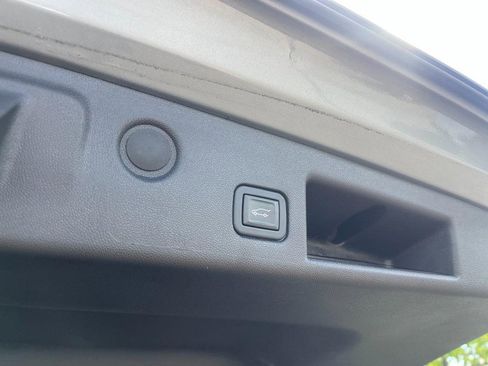 Used 2024 Chevrolet Equinox LT w/ LPO, Floor Liner Package AWD/4WD image 18