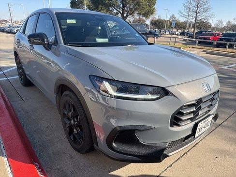 Used 2024 Honda HR-V Sport image 3