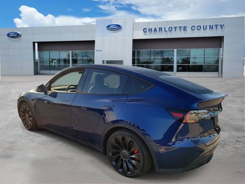 Used 2022 Tesla Model Y Performance image 3