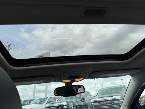 Used 2010 Chevrolet Malibu LTZ image 14