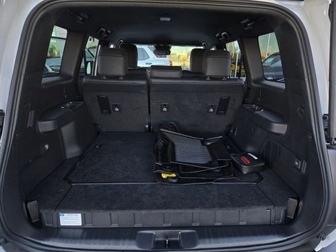 Certified 2024 Toyota Land Cruiser Base image 24