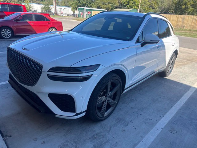 Used 2025 Genesis GV70 3.5T Sport w/ Sport Advanced Package AWD/4WD image 2