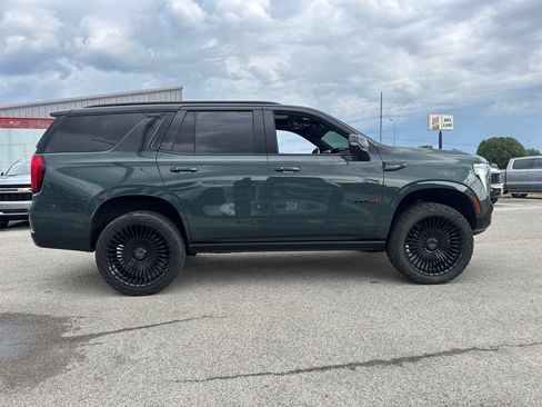Used 2026 GMC Yukon AT4 Ultimate w/ LPO, Illumination Package AWD/4WD image 8