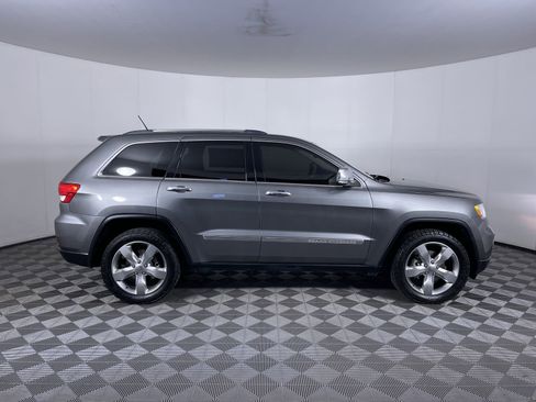 Used 2012 Jeep Grand Cherokee Overland image 10