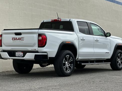Certified 2023 GMC Canyon AT4 w/ AT4 Premium Package AWD/4WD image 4