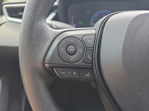 Used 2026 Toyota Corolla LE FWD image 17