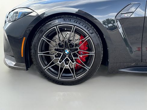 Used 2025 BMW M4 Coupe w/ Executive Package RWD image 42