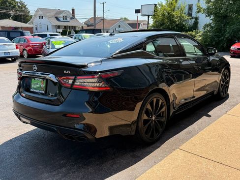 Used 2019 Nissan Maxima SR w/ Premium Package FWD image 5