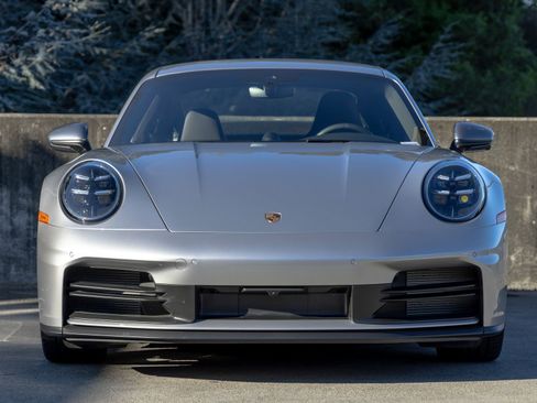 Certified 2025 Porsche 911 Carrera T RWD image 8