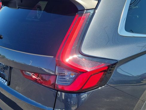 Used 2023 Honda CR-V Sport image 11