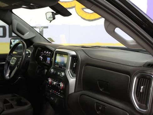 Used 2020 GMC Sierra 1500 Elevation w/ Elevation Value Package AWD/4WD image 12