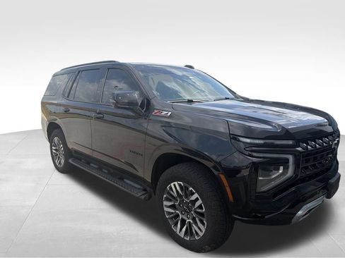 Used 2025 Chevrolet Tahoe Z71 w/ Comfort Package AWD/4WD image 19
