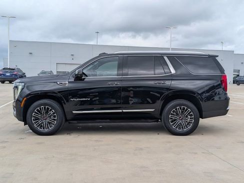 Used 2026 GMC Yukon Elevation RWD image 3