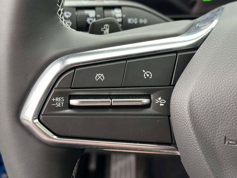 New 2026 Chevrolet Equinox EV LT AWD/4WD image 14