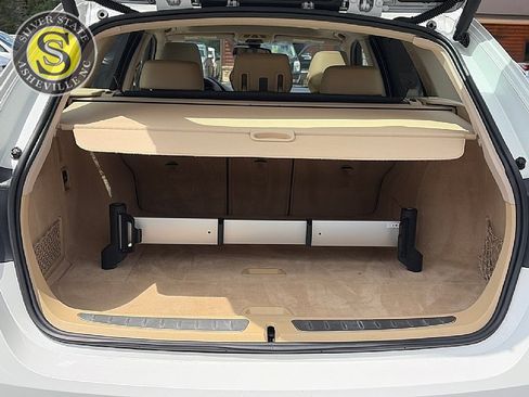Used 2015 BMW 328i xDrive Wagon AWD/4WD image 25