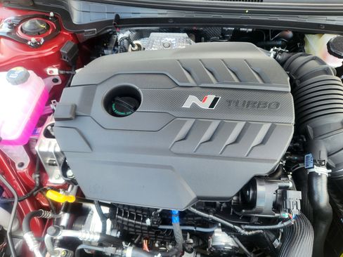 New 2025 Hyundai Elantra N image 18