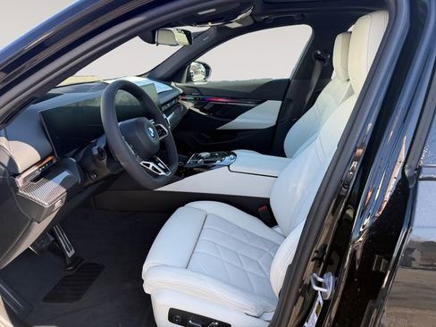 New 2026 BMW i5 eDrive40 RWD image 9