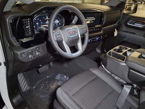 New 2026 GMC Sierra 1500 Elevation image 15