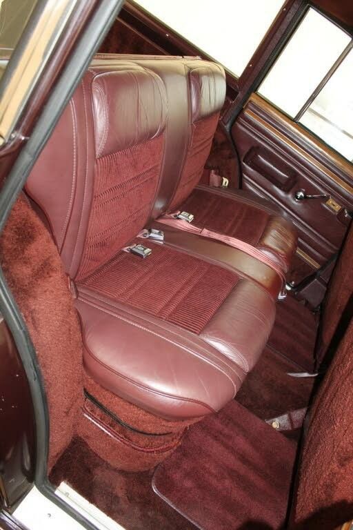 Used 1989 Jeep Grand Wagoneer AWD/4WD image 94