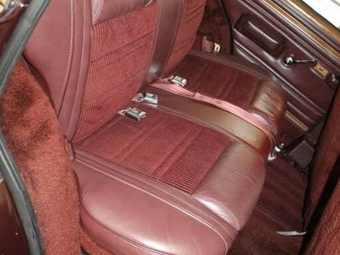 Used 1989 Jeep Grand Wagoneer image 94