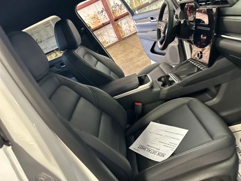 New 2026 GMC Terrain Elevation w/ Elevation Premium Package image 29