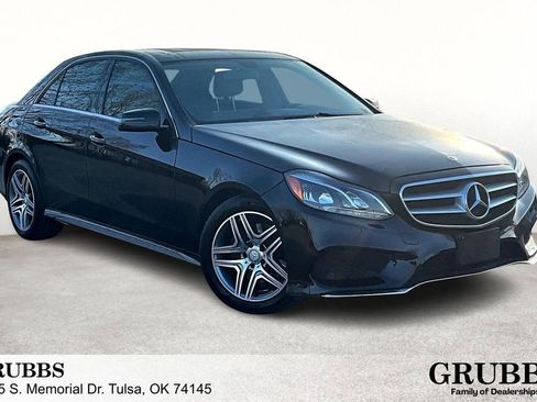 Used 2016 Mercedes-Benz E 250 Sedan w/ Premium Package image 1