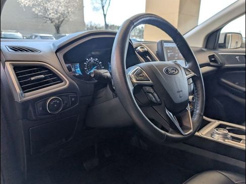 Used 2022 Ford Edge SEL AWD/4WD image 8