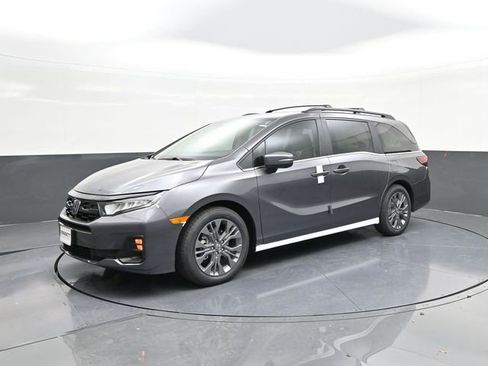 New 2026 Honda Odyssey Touring image 29