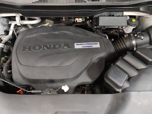 Used 2019 Honda Pilot Touring image 30