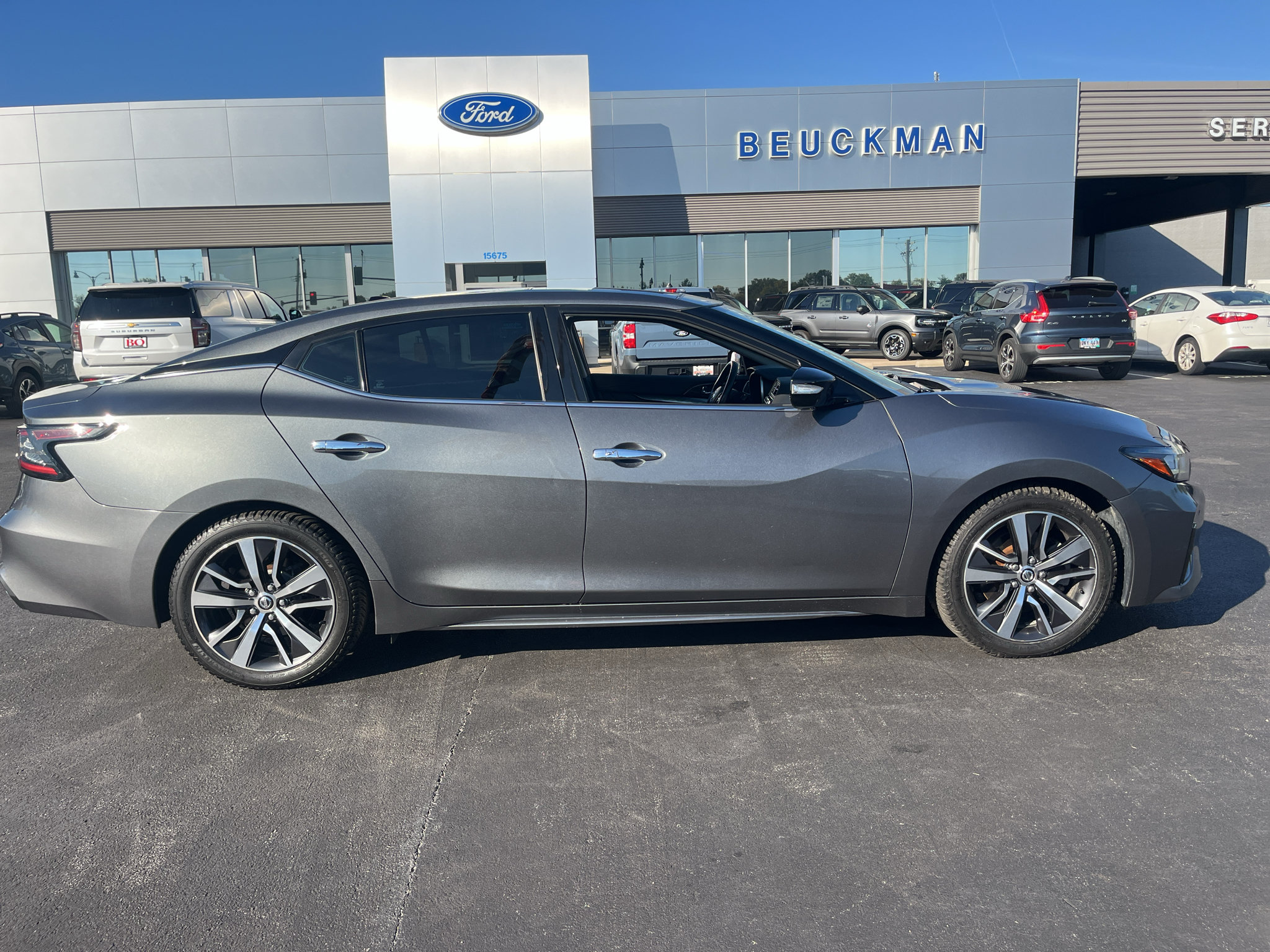Used 2019 Nissan Maxima 3.5 SL w/ Floor Mat Group FWD image 10