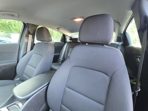 Used 2023 Chevrolet Malibu LS FWD image 18