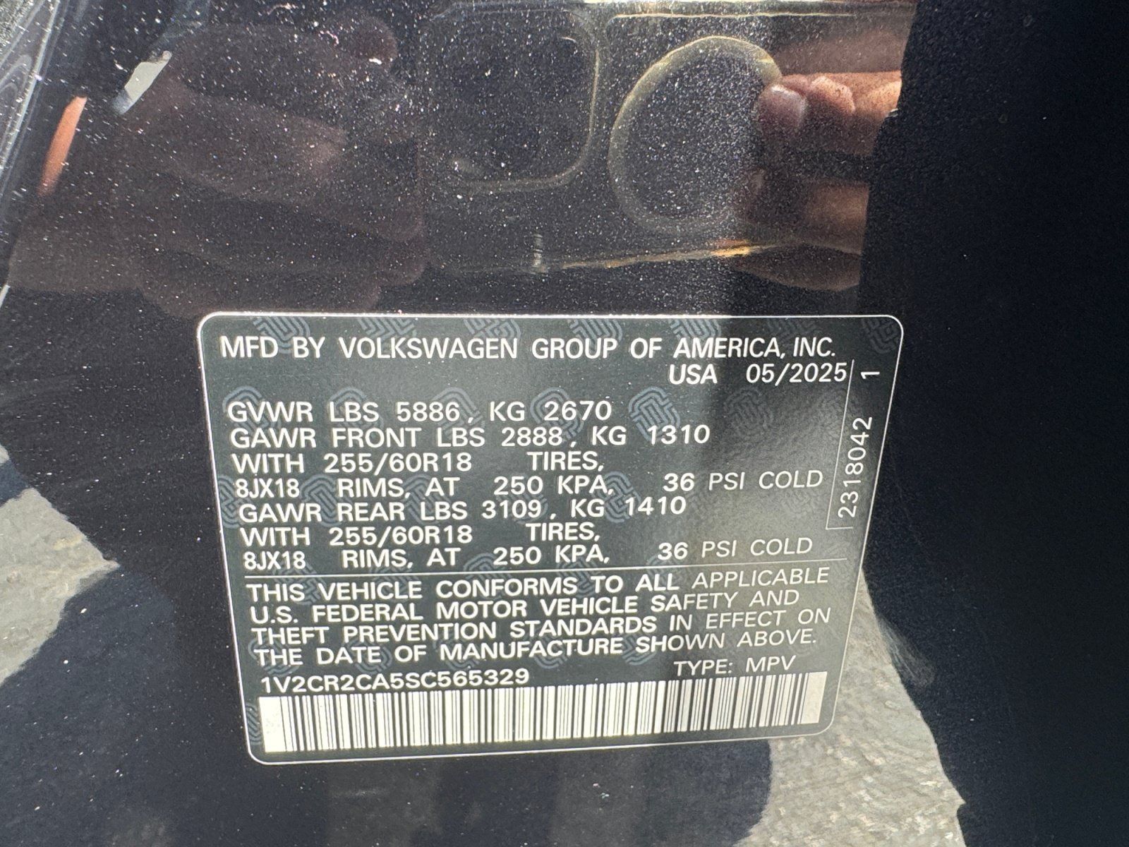 Used 2025 Volkswagen Atlas Peak Edition SE AWD/4WD image 16