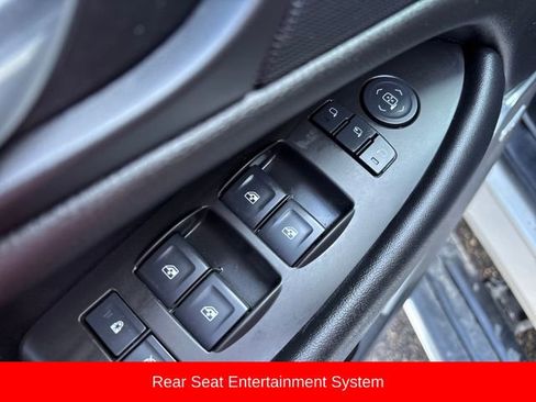 Used 2017 Cadillac Escalade Premium Luxury image 24