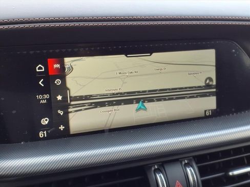 New 2025 Alfa Romeo Stelvio Sprint image 13