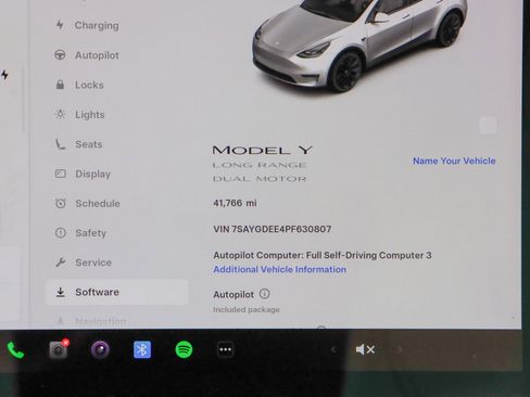 Used 2023 Tesla Model Y Long Range image 15