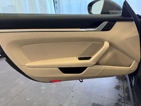 Certified 2024 Porsche 911 Targa 4S image 16