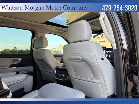 Used 2025 Ford Expedition Platinum w/ Driver's Package AWD/4WD image 42